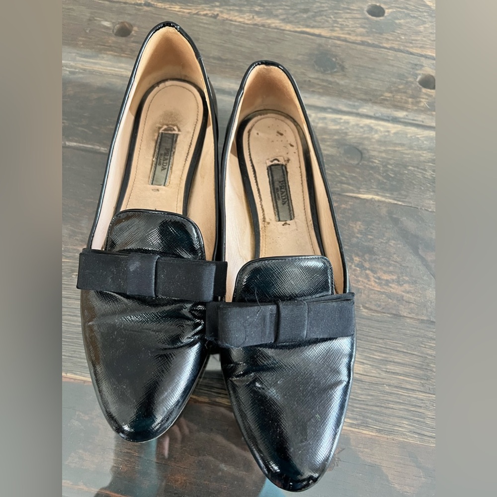 Pre-owned Prada Black Leather Bow Flats Size 39